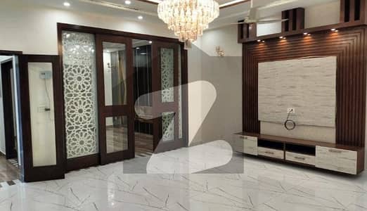 One Kanal Upper Portion New Shaheen Bahria Town For Rent