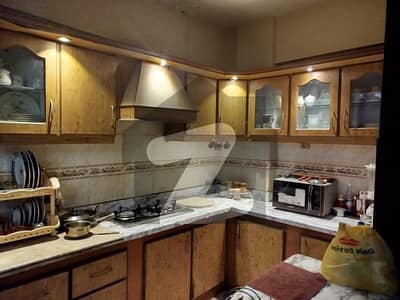 Ideally Located Flat Of 1050 Square Feet Is Available For sale In Karachi