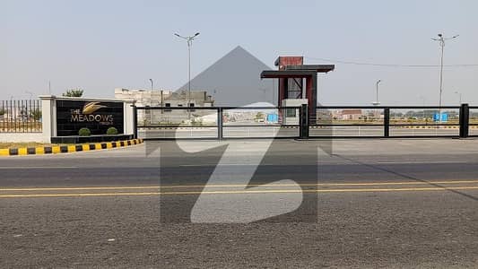 دی میڈوز فیز 2 فیصل آباد بائی پاس روڈ,فیصل آباد میں 7 مرلہ رہائشی پلاٹ 75.0 لاکھ میں برائے فروخت۔