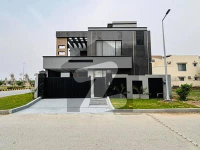 11.50 Marla Furnished Corner & Park Facing House For Sale