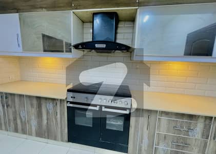 Good Condition Apartment Near To Park 3 Bedrooms For Sale