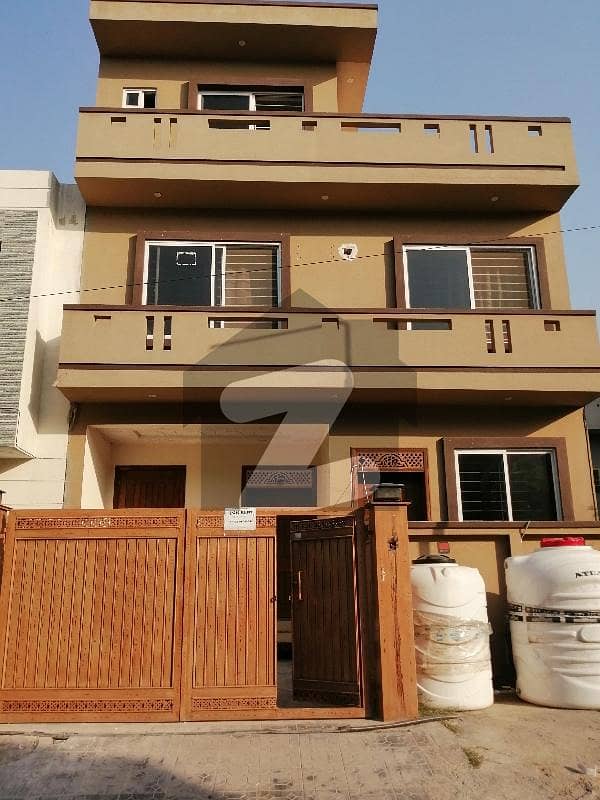 جی ۔ 13 اسلام آباد میں 2 کمروں کا 4 مرلہ زیریں پورشن 52.0 ہزار میں کرایہ پر دستیاب ہے۔ جی ۔ 13 اسلام آباد میں 2 کمروں کا 4 مرلہ زیریں پورشن 52.0 ہزار میں کرایہ پر دستیاب ہے۔