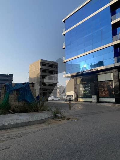 100 YARD CORNER PLOT FOR SALE AT ZULFIQAR & MURTAZA COMMERCIAL