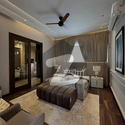 عبداللہ گارڈنز ایسٹ کینال روڈ,کینال روڈ,فیصل آباد میں 6 کمروں کا 4 کنال مکان 45.0 کروڑ میں برائے فروخت۔