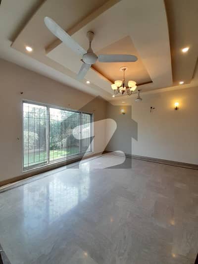 10 Marla Full House For Rent Dha Phase 5.