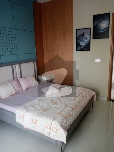 Prime Location 2000 Square Feet Flat Situated In Cosmopolitan Society For sale