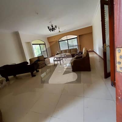 ڈی ایچ اے فیز 6 ڈی ایچ اے ڈیفینس,کراچی میں 5 کمروں کا 4 کنال مکان 68.0 کروڑ میں برائے فروخت۔