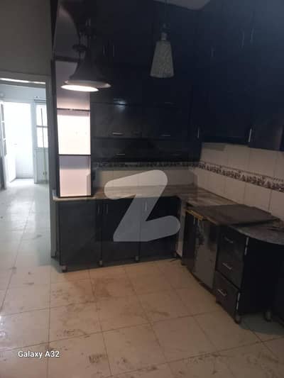 Flat For Rent In Gulshan-E-Iqbal - Block 4 Karachi