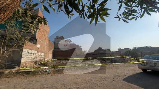 1 Kanal Park Facing Plot for Sale Near Mukhtar A Sheikh Hospital Prime Location Farrukh Town, Multan