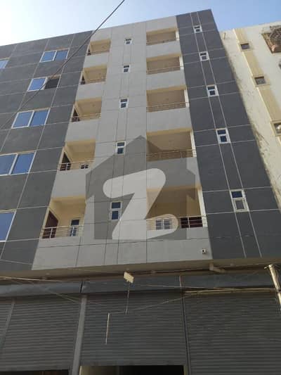 بخاری کمرشل ایریا ڈی ایچ اے فیز 6,ڈی ایچ اے ڈیفینس,کراچی میں 3 کمروں کا 8 مرلہ فلیٹ 3.6 کروڑ میں برائے فروخت۔