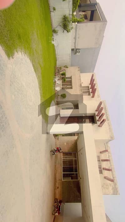 لیل پور گیلریا ایسٹ کینال روڈ,کینال روڈ,فیصل آباد میں 7 کمروں کا 3 کنال مکان 19.5 کروڑ میں برائے فروخت۔