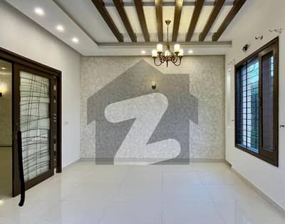 500 Yards Slightly Used Bungalow for Rent