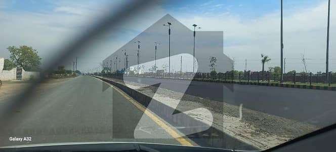 1 Kanal Plot Prime Location Ready To Build! All Dues Clear