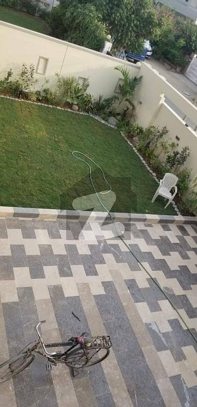 ڈی ایچ اے فیز 5 ڈی ایچ اے ڈیفینس,کراچی میں 5 کمروں کا 1 کنال مکان 4.75 لاکھ میں کرایہ پر دستیاب ہے۔