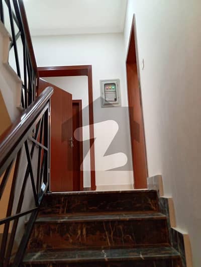 7 Marla House Available for Rent