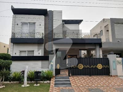 ڈی ایچ اے فیز 4 - بلاک ڈبل ای فیز 4,ڈیفنس (ڈی ایچ اے),لاہور میں 4 کمروں کا 10 مرلہ مکان 6.5 کروڑ میں برائے فروخت۔ ڈی ایچ اے فیز 4 - بلاک ڈبل ای فیز 4,ڈیفنس (ڈی ایچ اے),لاہور میں 4 کمروں کا 10 مرلہ مکان 6.5 کروڑ میں برائے فروخت۔