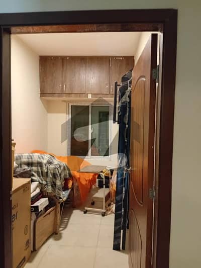 فالکن کمپلیکس نیوملیر ملیر,کراچی میں 5 کمروں کا 1 کنال مکان 2.45 لاکھ میں کرایہ پر دستیاب ہے۔