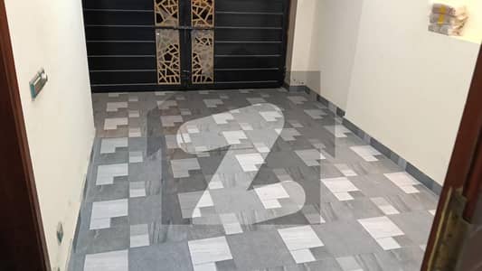 بحریہ ٹاؤن ۔ بلاک بی بی بحریہ ٹاؤن سیکٹرڈی,بحریہ ٹاؤن,لاہور میں 3 کمروں کا 5 مرلہ مکان 90.0 ہزار میں کرایہ پر دستیاب ہے۔