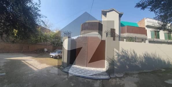 ورسک روڈ پشاور میں 5 کمروں کا 10 مرلہ مکان 2.4 کروڑ میں برائے فروخت۔