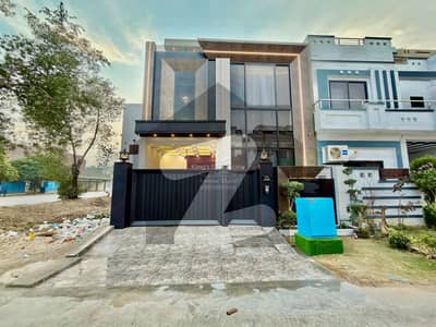 پارک ویو سٹی لاہور میں 4 کمروں کا 5 مرلہ مکان 1.75 کروڑ میں برائے فروخت۔