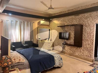 ڈی ایچ اے فیز 6 ڈی ایچ اے ڈیفینس,کراچی میں 5 کمروں کا 1 کنال مکان 12.5 کروڑ میں برائے فروخت۔