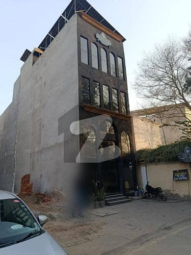 2.25 Marla Commercial Unit Built, Rental Income 225000 Available For Sale in Green Avenue Canal Road FSD