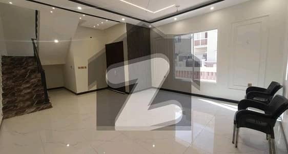 نیا ناظم آباد ۔ بلاک اے نیا ناظم آباد,کراچی میں 4 کمروں کا 6 مرلہ مکان 5.2 کروڑ میں برائے فروخت۔