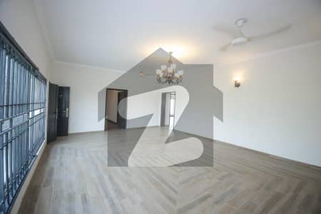 ڈی ایچ اے فیز 4 ڈیفنس (ڈی ایچ اے),لاہور میں 3 کمروں کا 1 کنال بالائی پورشن 1.4 لاکھ میں کرایہ پر دستیاب ہے۔