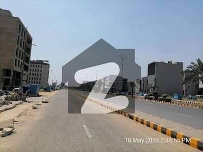 ڈی ایچ اے 9 ٹاؤن ۔ بلاک اے ڈی ایچ اے 9 ٹاؤن,ڈیفنس (ڈی ایچ اے),لاہور میں 4 مرلہ کمرشل پلاٹ 2.7 کروڑ میں برائے فروخت۔