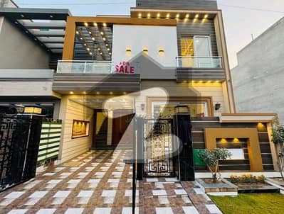 A BEAUTIFUL 5 MARLA HOUSE FOR SALE IN JINNAH BLOCK SECTOR E BAHRIA TOWN LAHORE