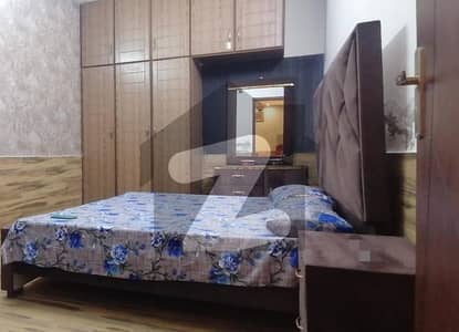120 Square Feet Room for rent in Model Town