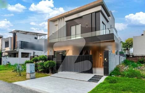 Buy Your Ideal 10 Marla House In A Prime Location Of Lahore