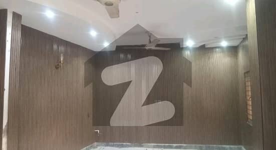 Get A 3 Square Feet House For rent In New Super Town