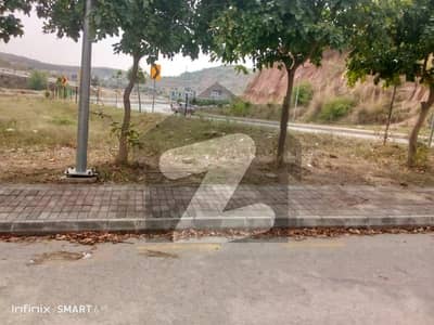 بحریہ گارڈن سٹی - زون 5 بحریہ گارڈن سٹی,بحریہ ٹاؤن,اسلام آباد میں 16 مرلہ رہائشی پلاٹ 2.4 کروڑ میں برائے فروخت۔