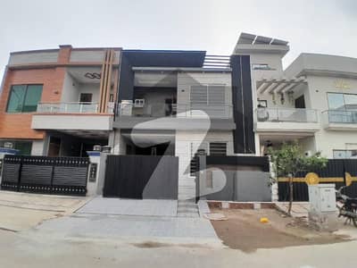 Ready To Buy A On Excellent Location House In Park View City - Platinum Block Lahore
