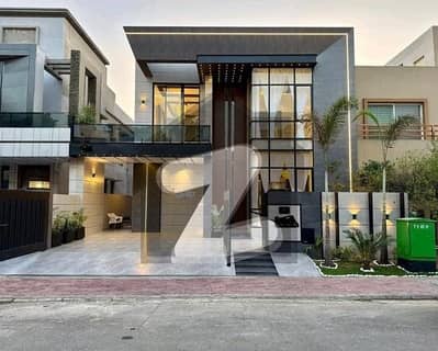 10 MARLA DOUBLE HEIGHT LOBBY HOUSE FOR SALE IN NARGIS BLOCK SECTOR C BAHRIA TOWN LAHORE