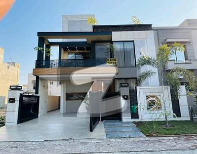 10 MARLA MODERN HOUSE FOR SALE IN OVERSEAS B BAHRIA TOWN LAHORE