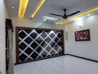 Upper Portion Of 1 Kanal For rent In Marghzar Officers Colony