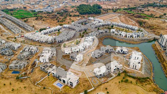 1 Kanal Premium/Luxury Golf Facing Plot for sale in Eighteen