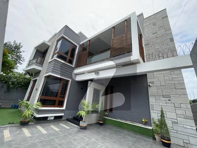 Luxury 600 Yards Slightly Used Bungalow For Rent In DHA Phase 6 With Full Basement And Double Unit Layout