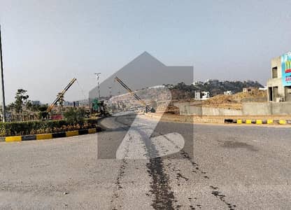 8 Marla Commercial Plot In Islamabad Is Available For sale