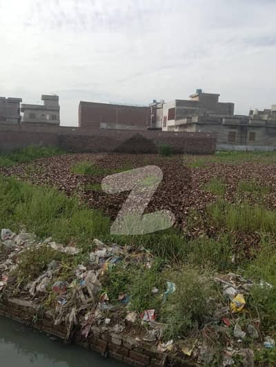 15 Marla Residential Plot Is Available For Sale In Noorpur Padi Gujrat