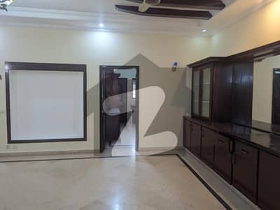 ڈی ایچ اے فیز 5 ڈیفنس (ڈی ایچ اے),لاہور میں 3 کمروں کا 5 مرلہ مکان 1.15 لاکھ میں کرایہ پر دستیاب ہے۔