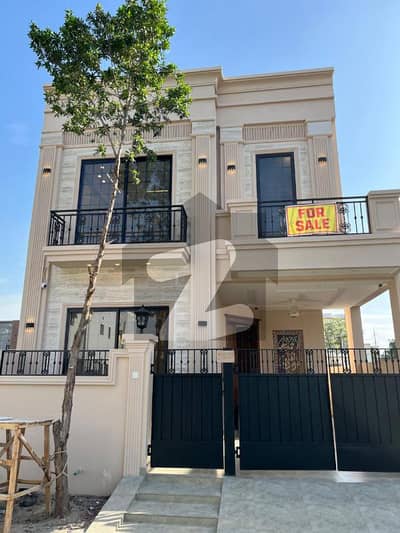 ڈی ایچ اے 11 رہبر فیز 2 ڈی ایچ اے 11 رہبر,لاہور میں 3 کمروں کا 5 مرلہ مکان 2.6 کروڑ میں برائے فروخت۔