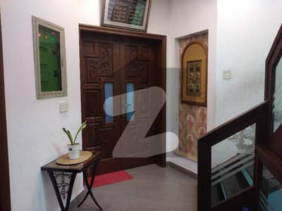 ڈی ایچ اے فیز 5 ڈیفنس (ڈی ایچ اے),لاہور میں 4 کمروں کا 1 کنال مکان 8.5 کروڑ میں برائے فروخت۔