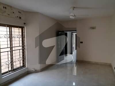 Reserve A Upper Portion Of 10 Marla Now In Punjab Coop Housing Society