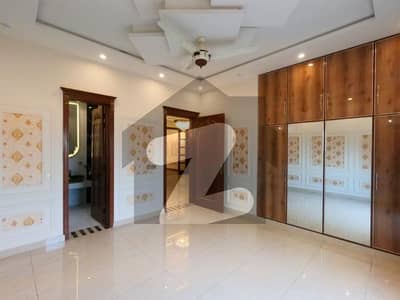 House For sale In Punjab Coop Housing Society