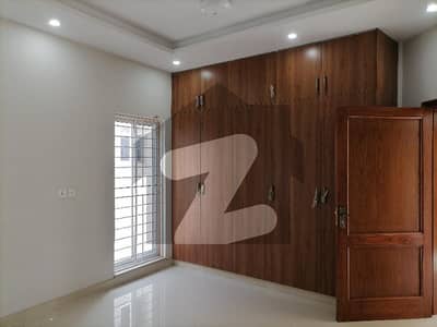 Lower Portion For Rent In Shanghai Road