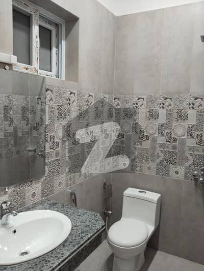 بحریہ انکلیو - سیکٹر جی بحریہ انکلیو,بحریہ ٹاؤن,اسلام آباد میں 2 کمروں کا 8 مرلہ مکان 65.0 ہزار میں کرایہ پر دستیاب ہے۔