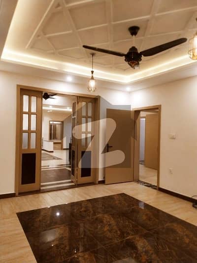 Rawalpindi bahria town phase8 10marla house available for rent